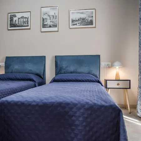 Apartment Casa 3 Santi, Your Contemporary In Rome